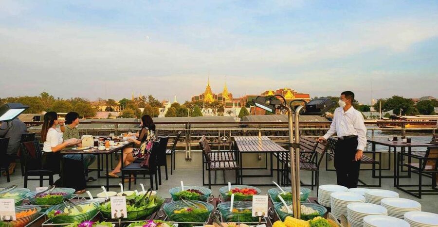 Bangkok: Calypso Cabaret & Dinner Cruise with Hotel Transfer - Comparing the cruise and cabaret