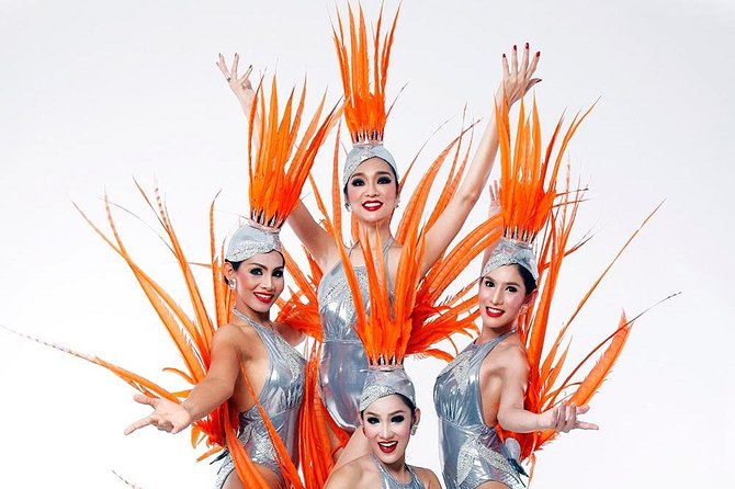 Bangkok Calypso Cabaret Show at Asiatique (Ticket) Thai Ladyboy Show Thailand - Entering Asiatique and finding Warehouse 3