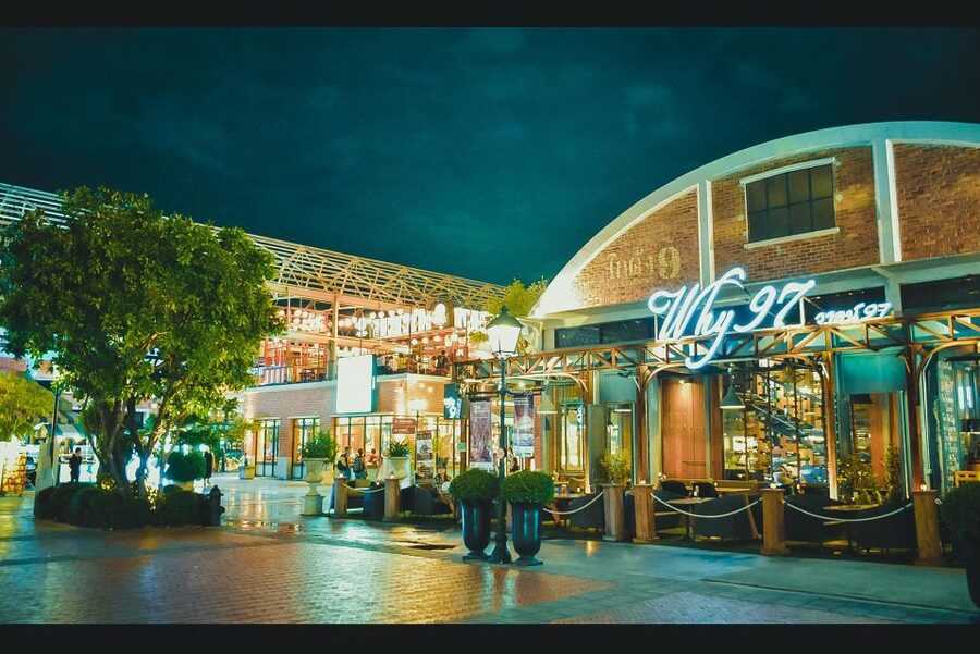 Bangkok: Calypso Cabaret Show with Hotel Transfer - Should You Book Calypso Cabaret?
