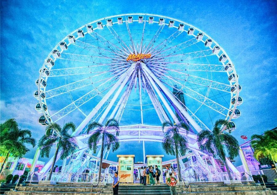 Bangkok: Calypso Cabaret Show with Hotel Transfer - The Style: Campy, Friendly, and Old School