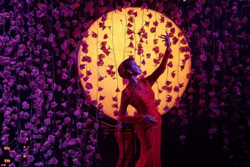 Bangkok: Calypso Cabaret Show with Thai Set Dinner - The dinner option and Thai cultural performance