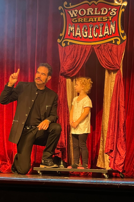 Branson: Cabaret Comedy Magic Dinner Show - Key points to know before booking
