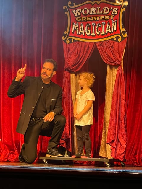 Branson: Cabaret Comedy Magic Dinner Show - Who should book this show