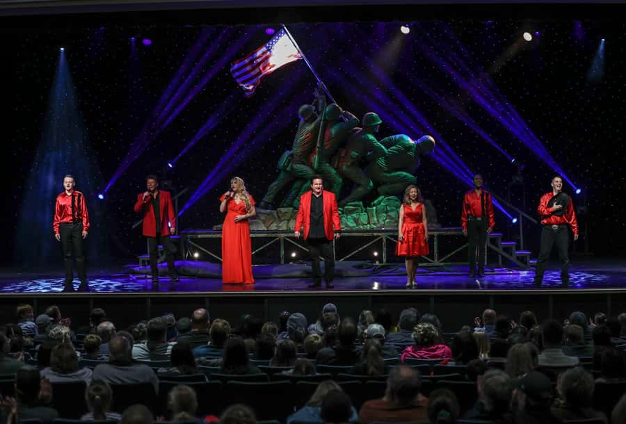 Branson: Hamners' Unbelievable Variety Show Entry Ticket - A two-hour Branson show with many moving parts