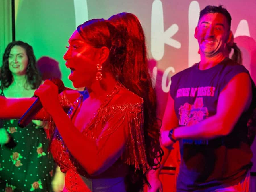 Canggu: Drag Show with Optional Dinner - Dinner at the warung: good choice or skip it?