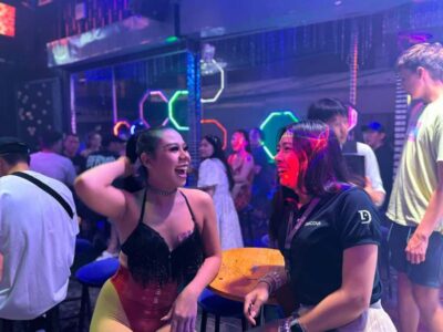 Ladyboy Cabaret Show with Dinner and Drinks