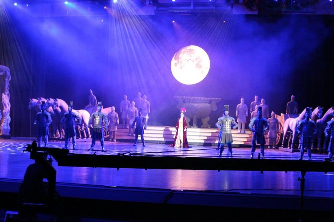 Colosseum Cabaret Show in Pattaya Entry Ticket - Choosing between Deluxe, VIP, and Gold seats