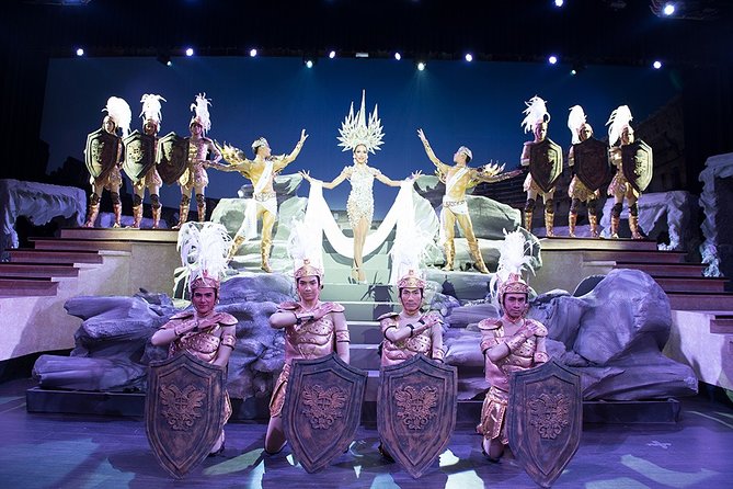 Colosseum Cabaret Show Skip-the-Line Ticket – Pattaya - The performers and cabaret style