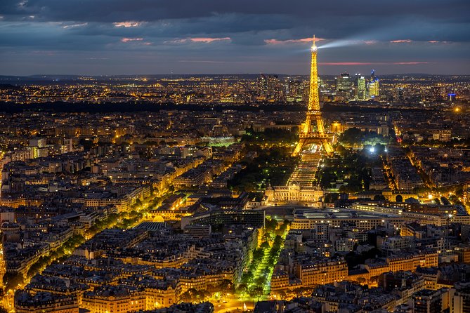 Eiffel Tower Dinner & cruise, optional Moulin Rouge - Meeting at Place de Sydney at 6 p.m.