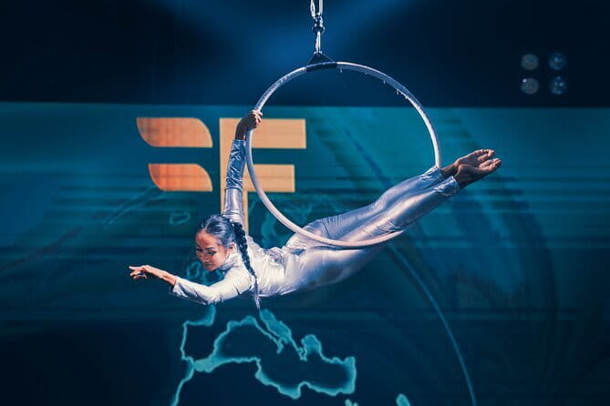 International Dinner & Cabaret Show - Set Menu Package - What kind of evening is this?