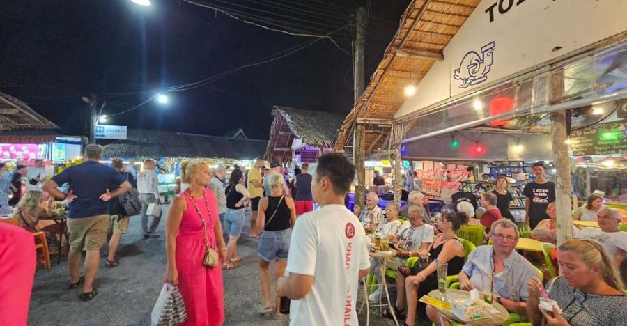 Khaolak:Finger Food Guided Tour with Cabaret Show - Starting at the Market Entrance