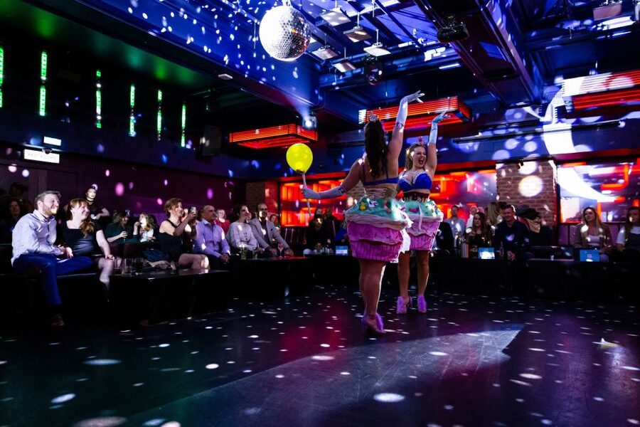 London: Burlesque Cabaret Show in the West End - Food, drinks, and the happy hour