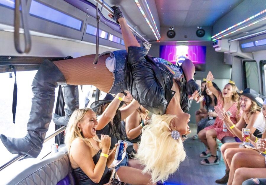 Nashville: Drag Queen Party Bus w/Games, Dancing & Drag Show - Music Row and Vanderbilt