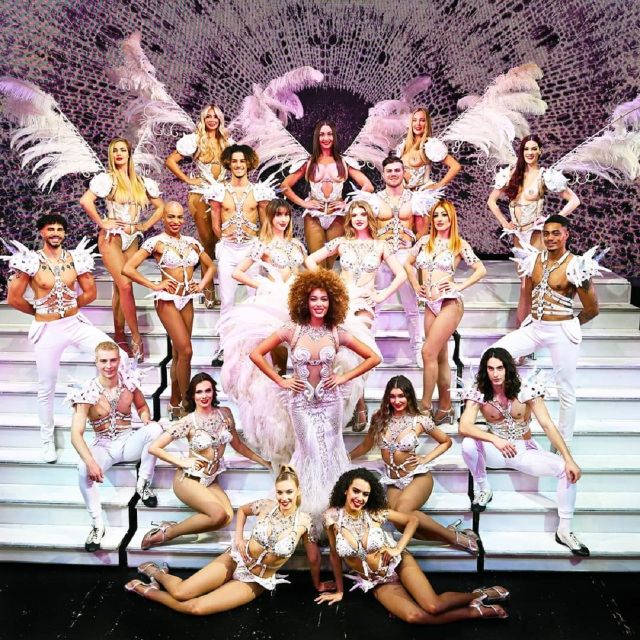 Paris: 3-Course Dinner & Show at Paradis Latin Cabaret - Food, service, and seating: the honest tradeoffs