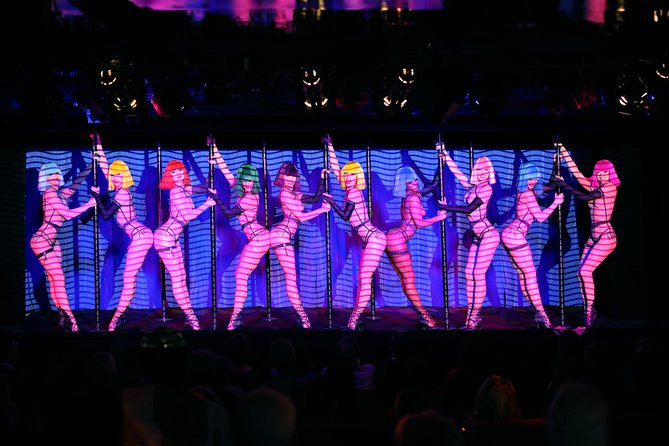 Paris Crazy Horse Cabaret Show Champagne & macarons - Nudity, tone, and who will enjoy it