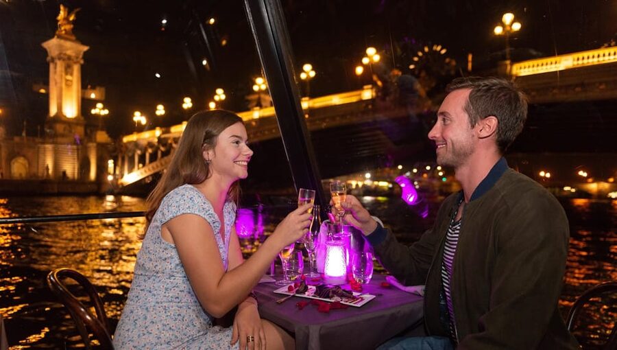 Paris: Eiffel Tower, Dinner Cruise and Moulin Rouge Show - Who should book this evening?