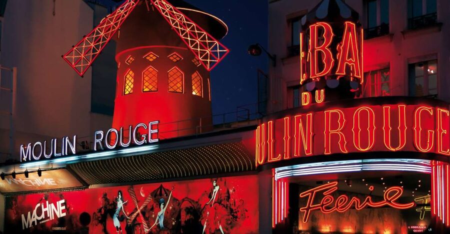 Paris: Moulin Rouge Cabaret Show Ticket with Champagne - The Moulin Rouge Féerie show, from the first curtain to the finale