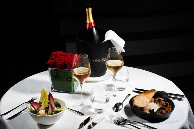 Paris Paradis Latin Cabaret VIP seating, Dinner & Bollinger Champ - Who will get the most from this cabaret package