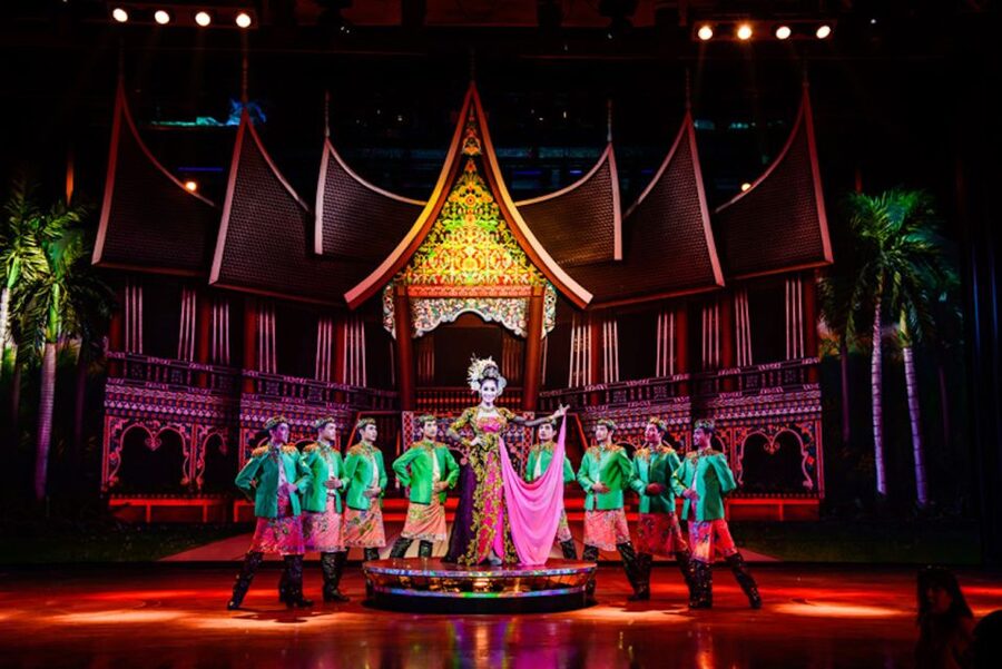 Pattaya: Alcazar Cabaret Discounted Admission Ticket - Seating: what the three options mean