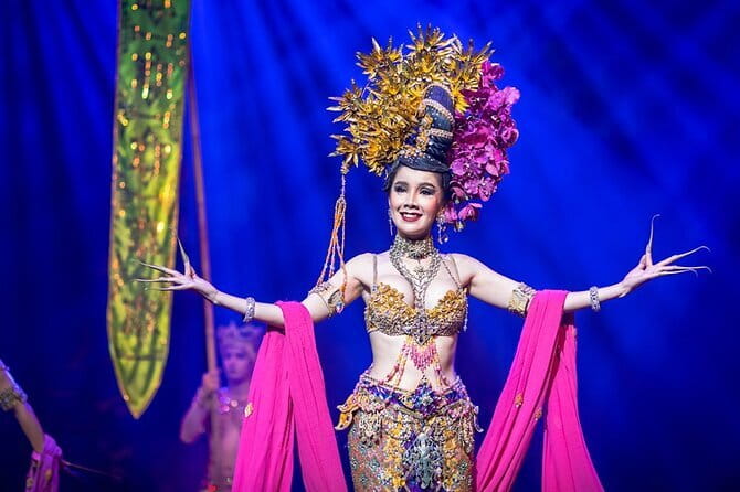 Pattaya Alcazar Cabaret Show VIP Experience with Private Transfer - A closer look at the arrival and departure