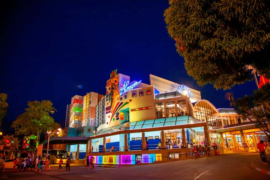 Pattaya: Alcazar Cabaret Show VIP Seat with Private Transfer - What $38 includes, and what it does not