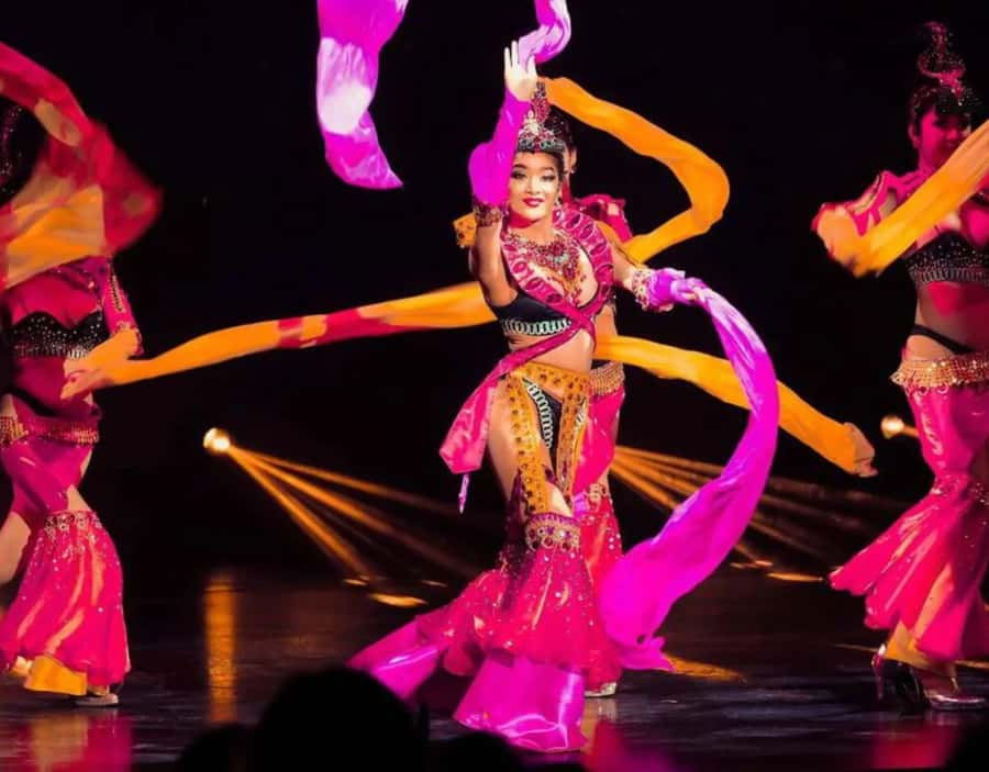 Phuket Enchanting Cabaret Night Experience - The cabaret brings the big finish