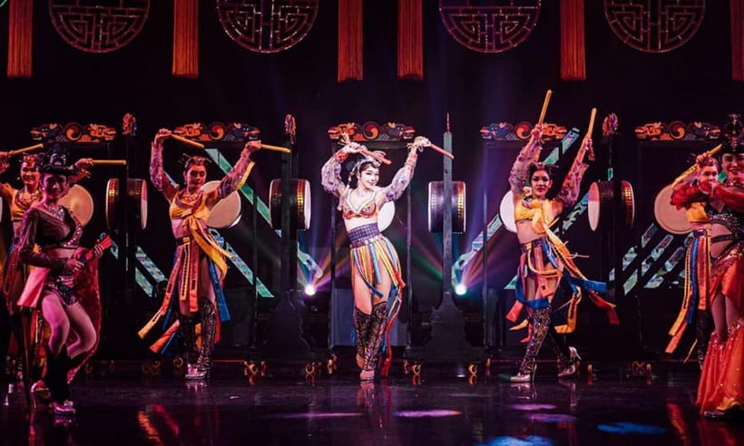 Phuket: Simon Cabaret Show Tickets Optional First 3 Rows - Key points to know before booking