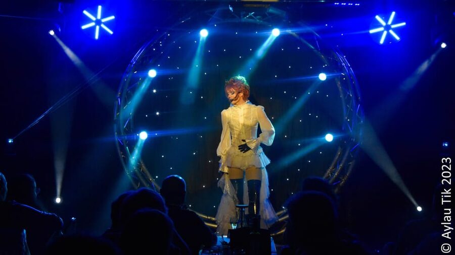 PRESTIGE DINER AND DRAG SHOW - What the 5 menu adds to the value