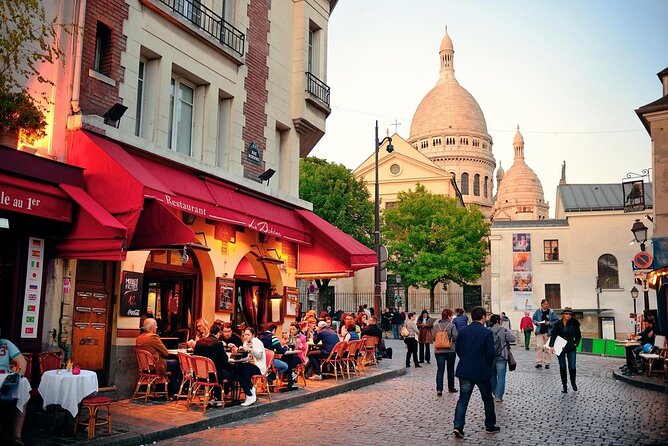 Private Tour: Montmartre Walking Tour, Dinner and Au Lapin Agile Cabaret - Why this Montmartre evening feels different