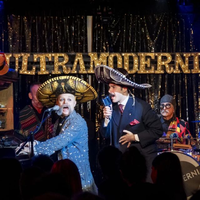 Rome: Cabaret and Burlesque Show Entry Ticket - The show: Italian music, drag, and burlesque