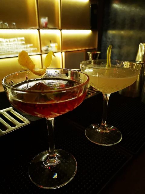 Rome: Night Life Walking Tour and Burlesque Show Entry - What the $77 price really covers