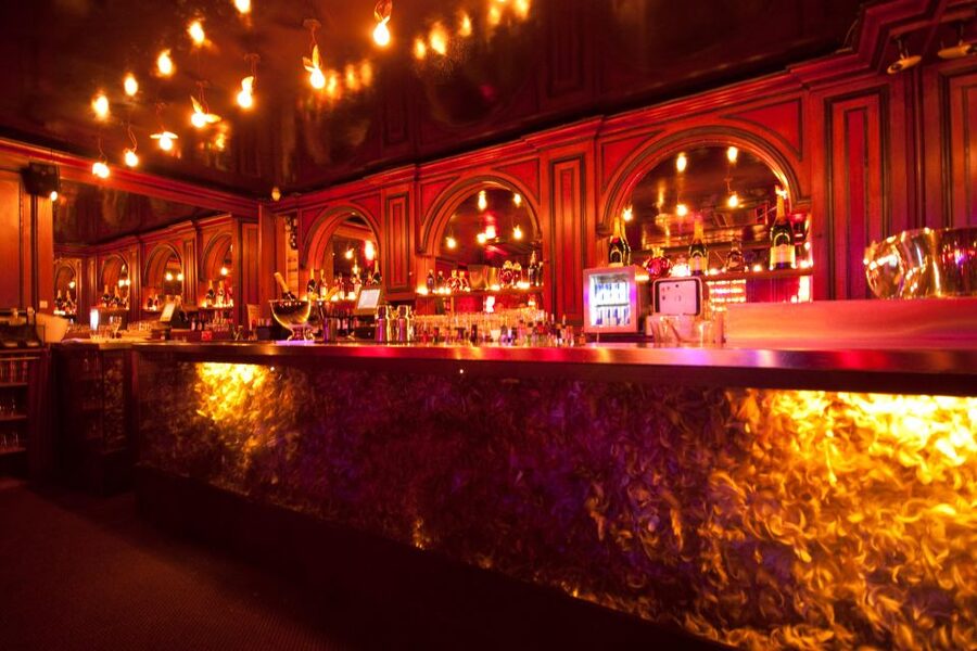 Secret Square Paris : Parisian Strip-Tease Cabaret Ticket - Should you book Secret Square?