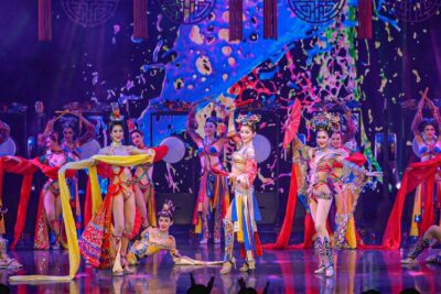 Simon Cabaret: Phuket’s Ladyboy Glamour Show