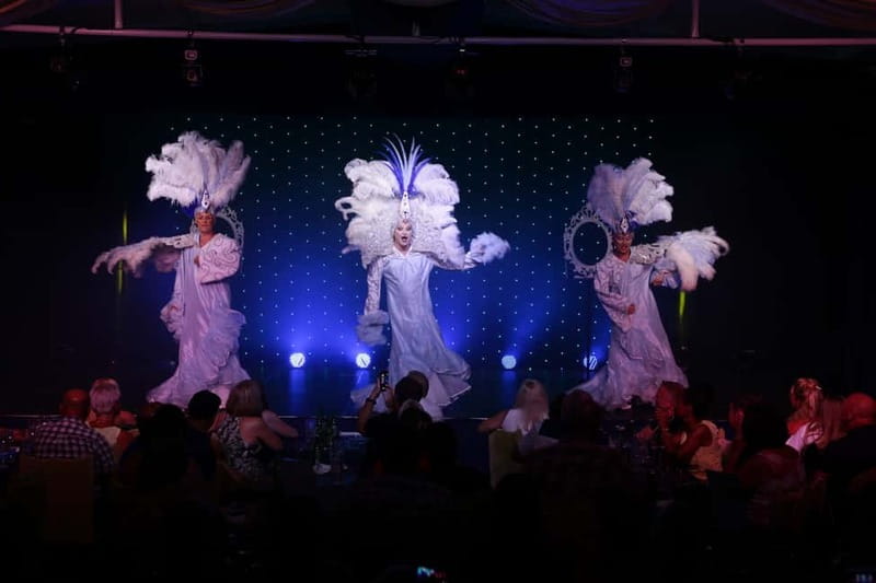Stardust Variety Show - Dinner before the main show