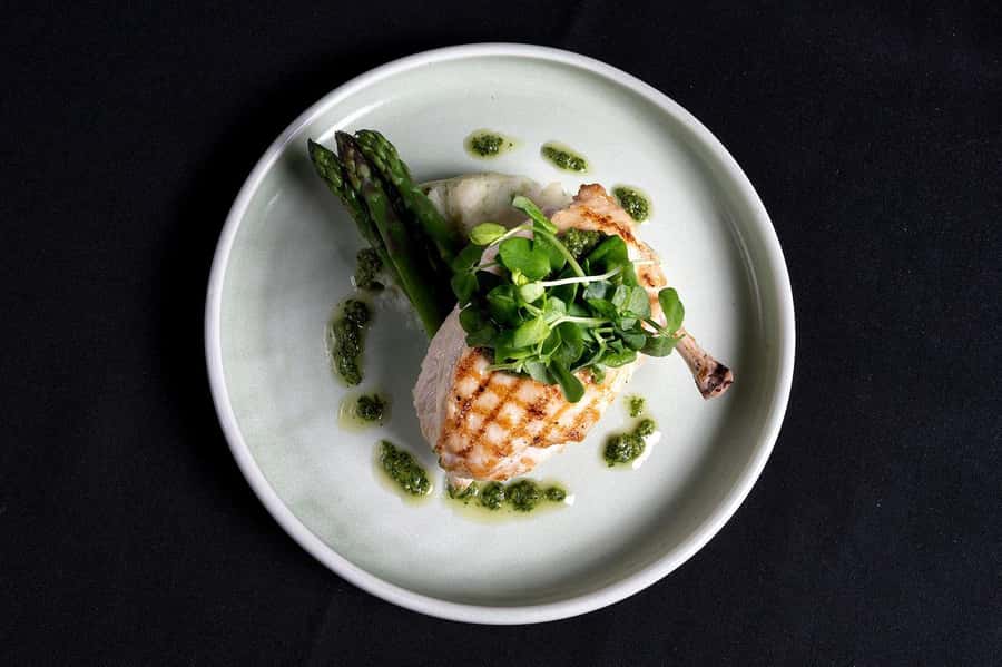 Sydney Harbour: Cabaret Cruise with 3-Course Dinner - Voyage of Love brings the room to life