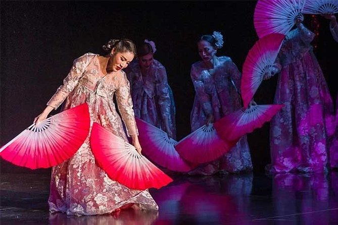 Thai Classical Dance with Thai Set Dinner & Calypso Cabaret Show - What Two Hours Really Gives You