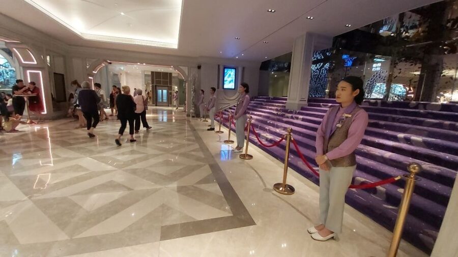 Tiffany's Show Pattaya: Cabaret Show Entry Ticket - Is $34 good value?