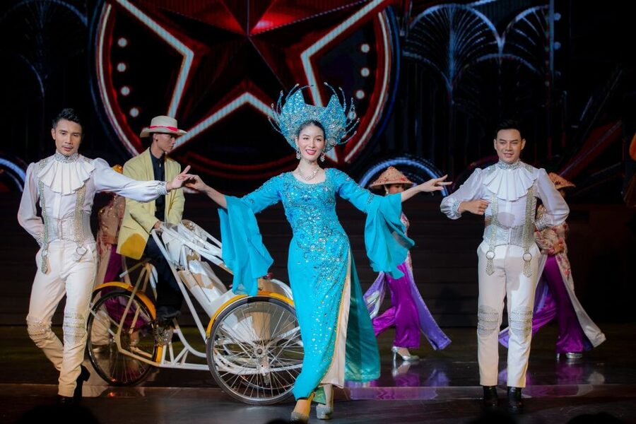 Tiffany's Show Pattaya: Cabaret Show Entry Ticket - What happens during the 75-minute show