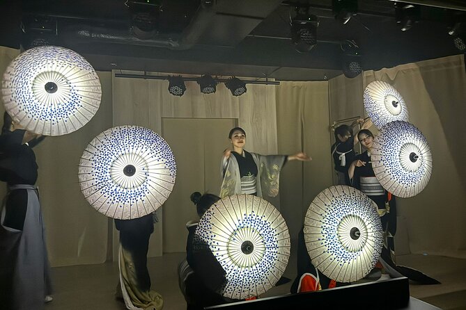 Tokyo Japanese Dance Cabaret Theater Asakusa-Kaguwa - Practical details for families and mobility needs