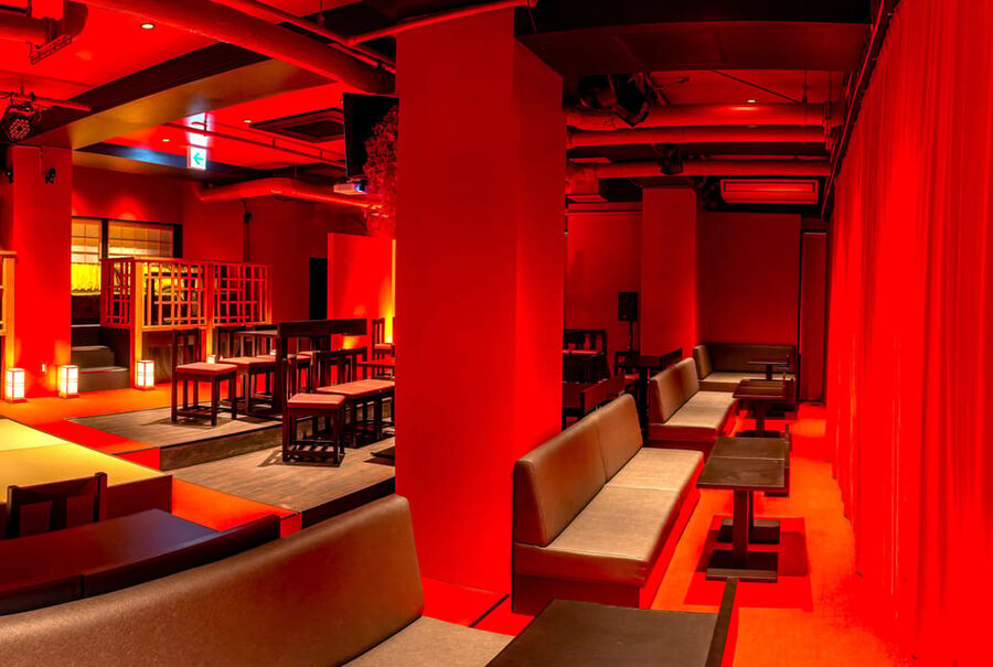 Tokyo: Japanese Dance Cabaret Theater Asakusa-Kaguwa Ticket - Seating, drinks, and food choices