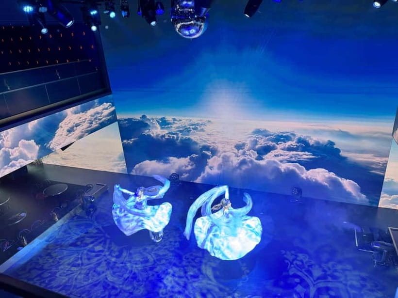 Tokyo: Japanese Style Variety Show with Dance,Magic & Dinner - A big Tokyo night in a 90-minute package