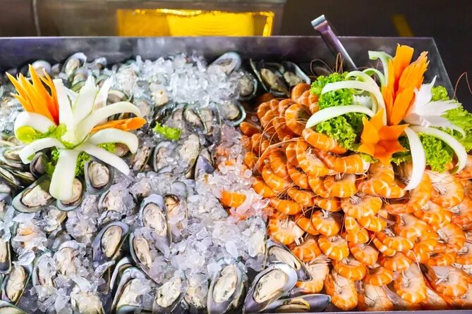 VIVA Alangka River Cruise: Dining & Cabaret Delight - What the buffet adds to the night