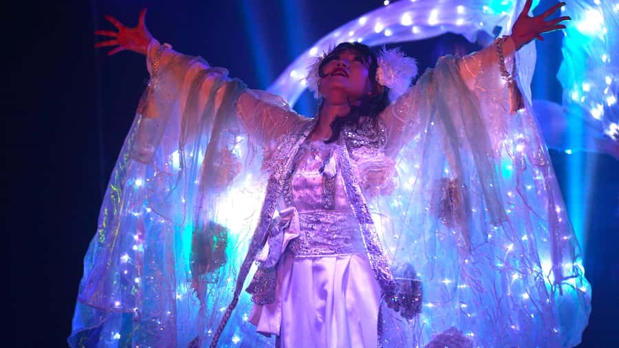 Yokohama: MARIN ROCKET Dance Cabaret Show with Drinks - What happens before the first show